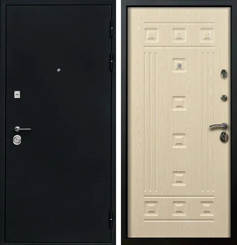 Входная дверь в офис №28