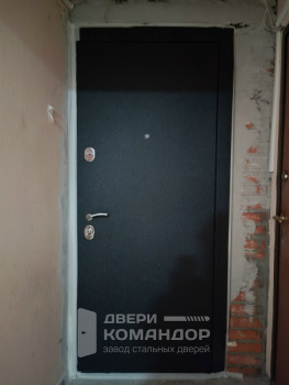 Входная дверь Stardis Comfort  типовая серия II-57-А/12